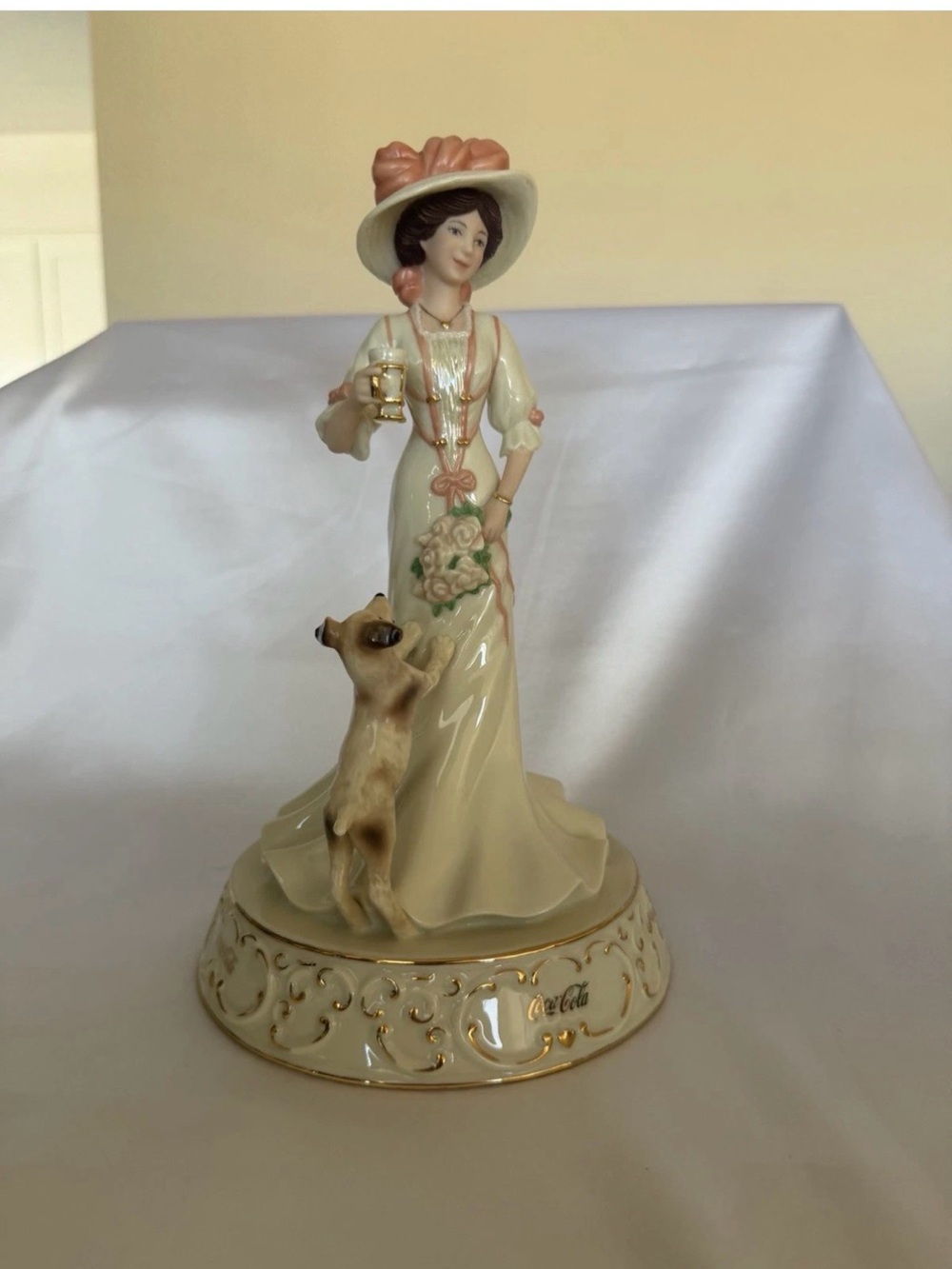 Lenox & Coca Cola Brand figurine "Afternoon Refreshment" 1999